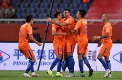 直击现场！联赛中巴西队如何完成爆冷取胜？